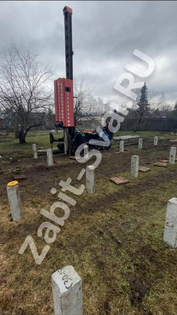 Забивка свай под каркасный дом в д. Новый Снопок 1 575x1024 - Забивка свай под каркасный дом п.Новый снопок