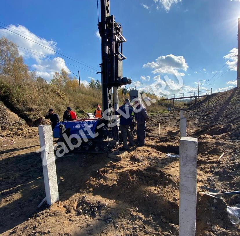 Забивка свай под электростанцию в Орехово Зуево 5 - Забивка свай на ржд д.Войново-гора