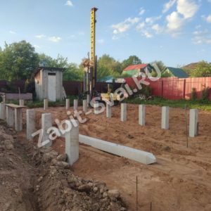 Монтаж жб свай для дома из пеноблока 8 300x300 - Монтаж-жб-свай-для-дома-из-пеноблока-8