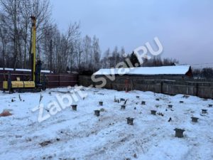 Установка свай для щитового дома г. Владимир 2 300x225 - Установка-свай-для-щитового-дома-г.-Владимир-2