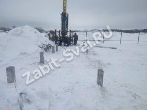 Фундамент на сваях под деревянный дом 2 300x225 - Фундамент-на-сваях-под-деревянный-дом-2