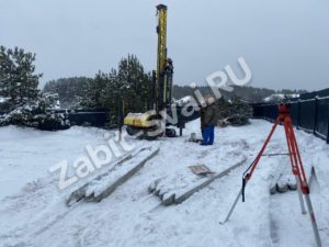 Забивка свай с.40.15 для каркасного дома зимой д. Войново гора